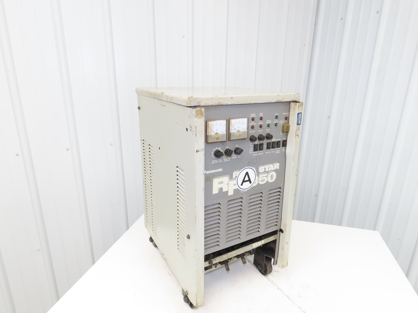Panasonic YD-350RF2 Pana Star 350A Robot Welding 36V DC Power Source 200V 18kva