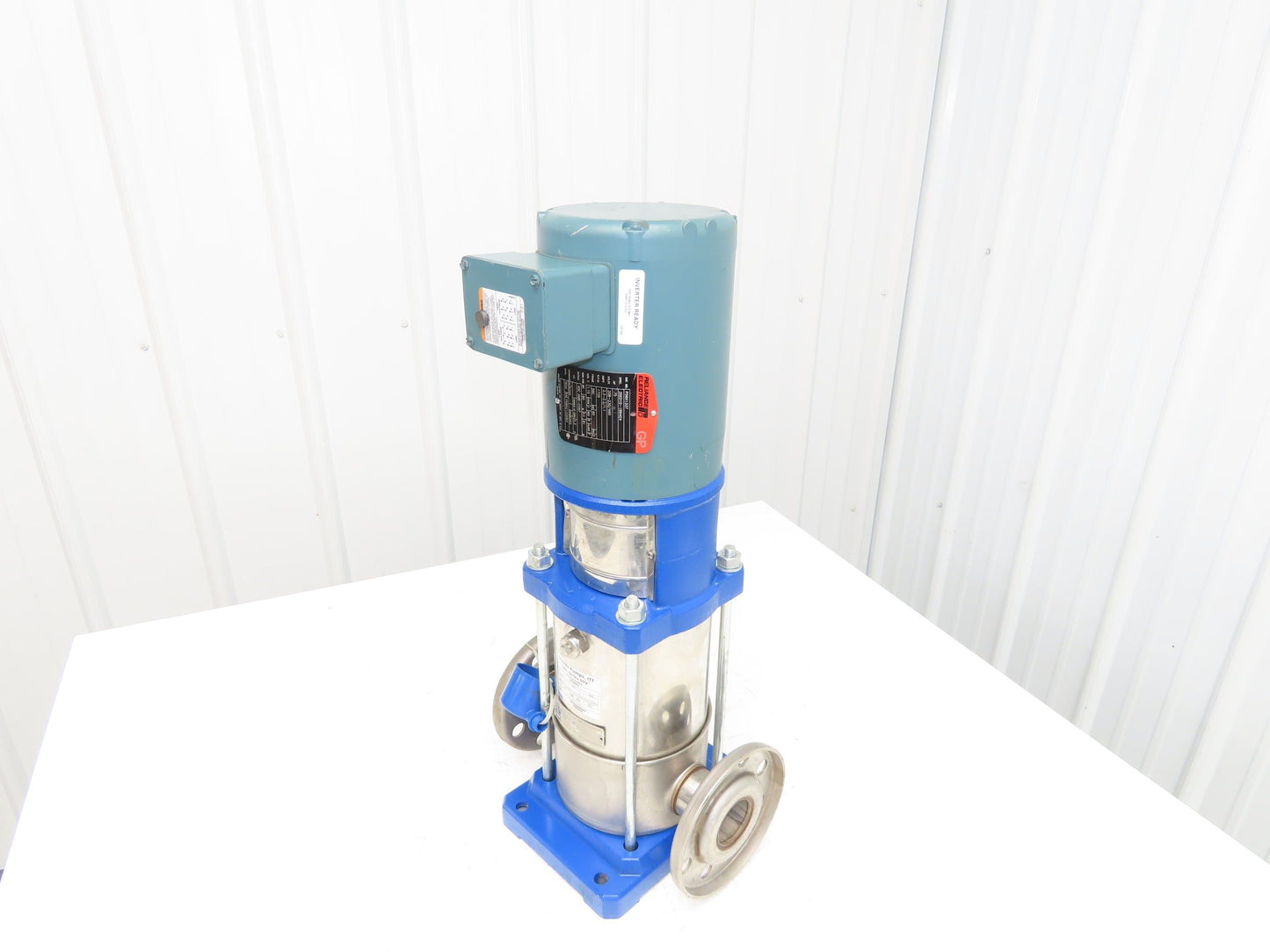 Goulds 4SVBK3 Inline Vertical Centrifugal Pump 2" Flanged 304SS 3/4Hp 230/460V