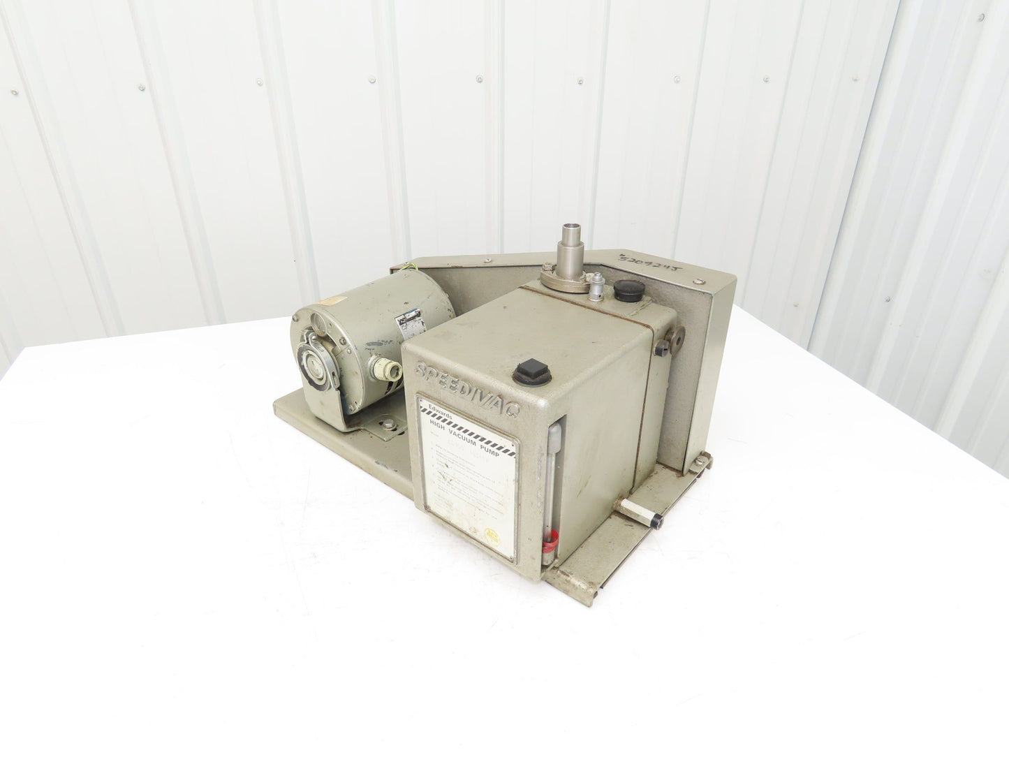 Edwards Speedivac ED100 Belt Drive Rotary Vacuum Pump 2-Stage 6CMH 230/460V 3PH