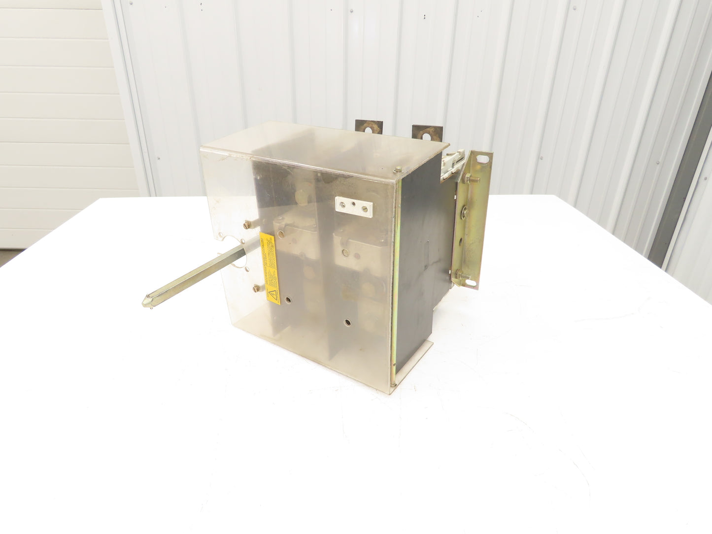 ABB OESA-F600JT6-2 Fusible Disconnect Switch 600A 600VAC 2 Pole Fused