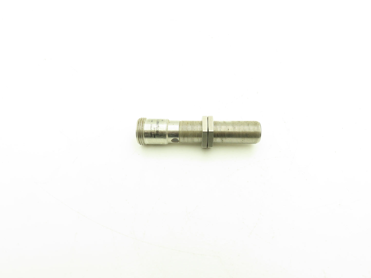 Cutler Hammer E57MAL18AT13B1 Proximity Sensor 18mm Dia 20-135V AC/DC 5mm Range