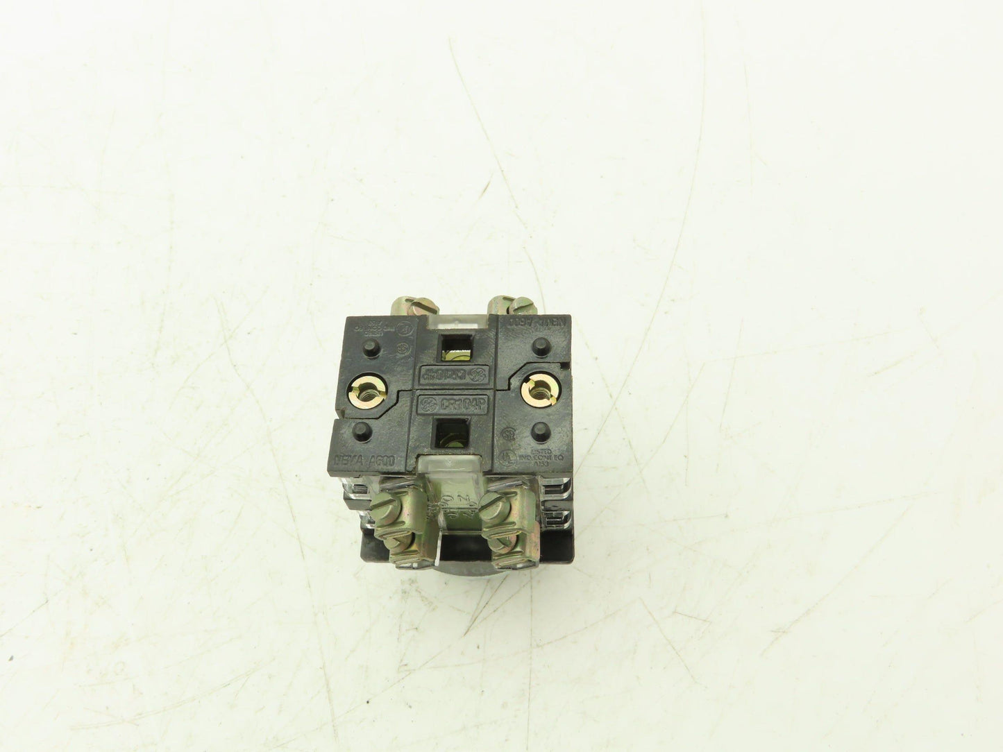 General Electric CR104PBG92A1 Pushbutton Switch Momentary 30mm
