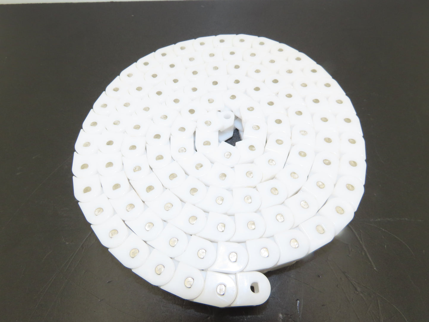Tsubaki RSP 60P Flat Top Plastic Conveyor Chain White Poly 3/4"Pitch 1.18"W 7'L