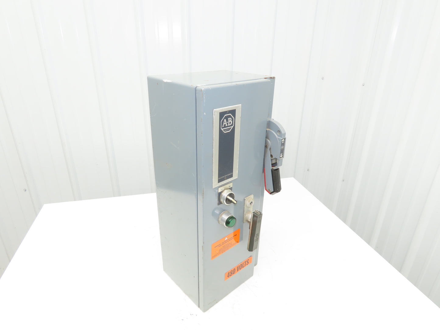 Allen Bradley 512-BJB-6-25 Combination Starter NEMA Size 1 Fusible 10HP 600V 3ph