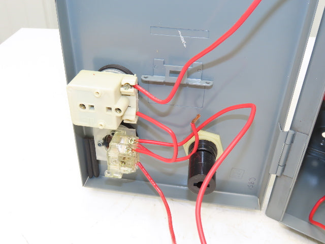 Square D Combination Motor Starter Non Fusible 10HP 600V 3ph 120V Coil