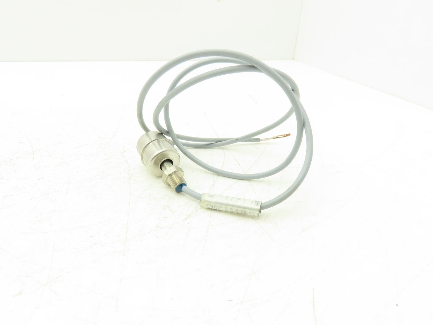 Barksdale 0111-577 Level Switch 10VA SPST w/24" Pigtail