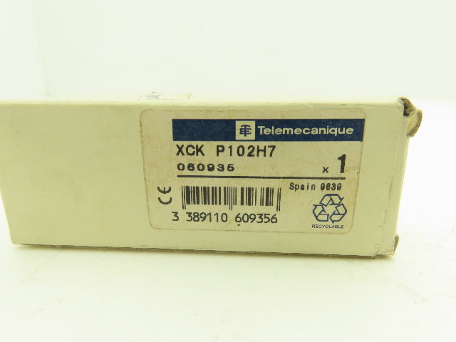 Telemecanique XCK P102H7 Limit Switch Roller Plunger 240vac 3A
