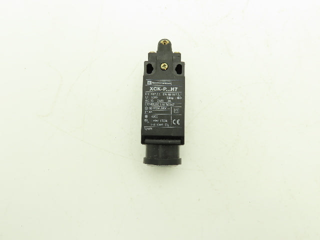 Telemecanique XCK P102H7 Limit Switch Roller Plunger 240vac 3A