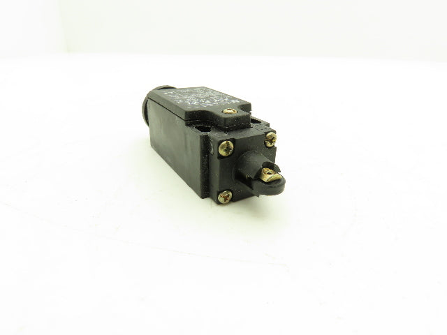 Telemecanique XCK P102H7 Limit Switch Roller Plunger 240vac 3A