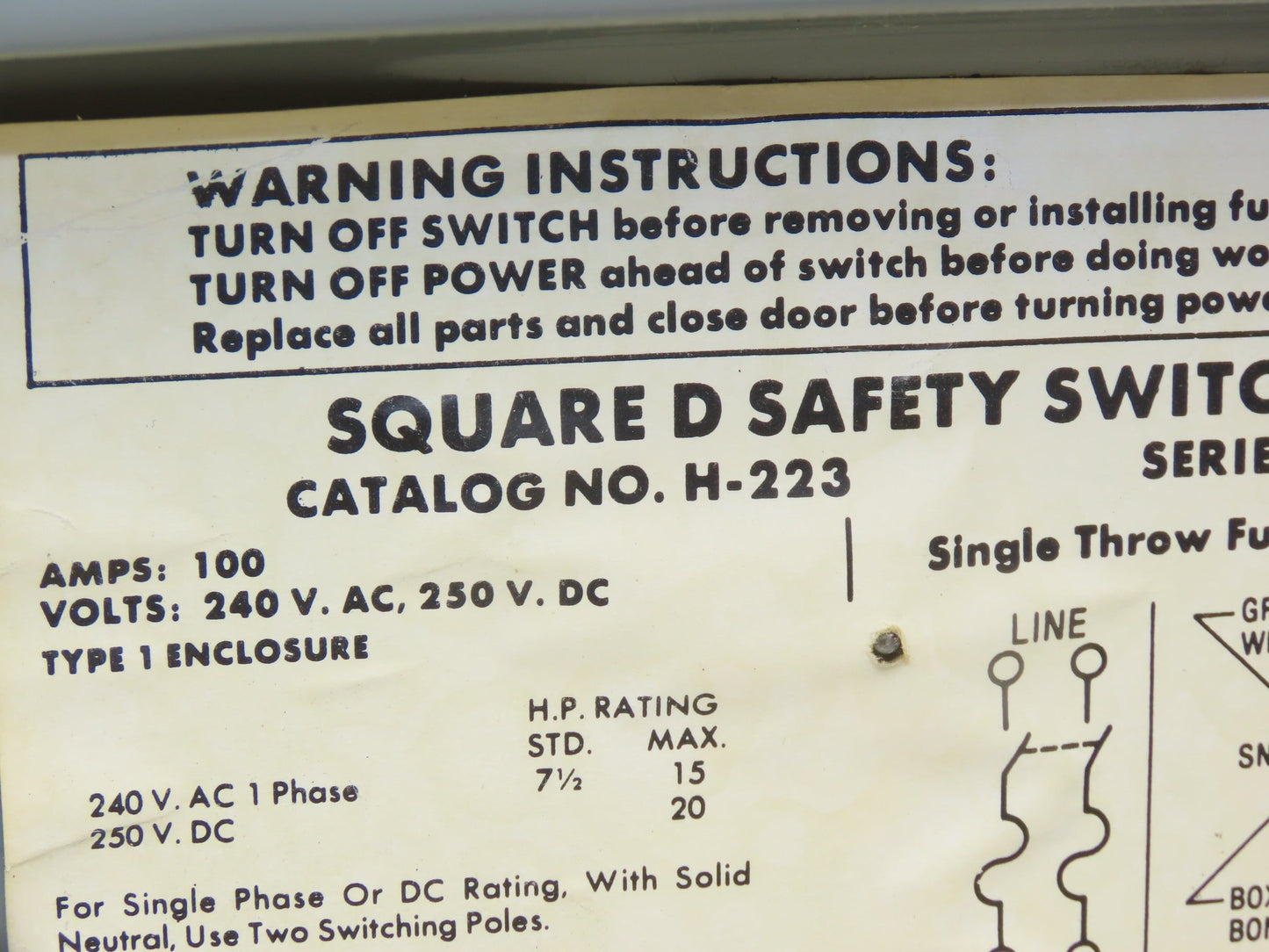 Square D H-223 Safety Disconnect Switch 100A 250VAC Fused 20HP