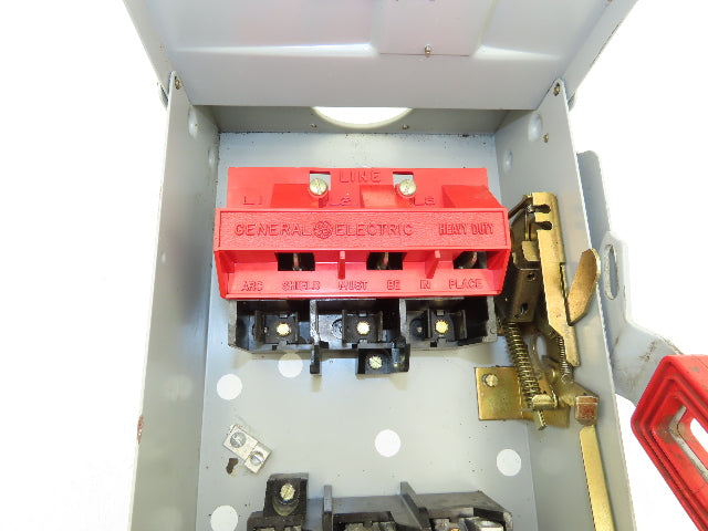 General Electric TH3361R Model 7 GE Safety Disconnect Switch 30A 600VAC Fused