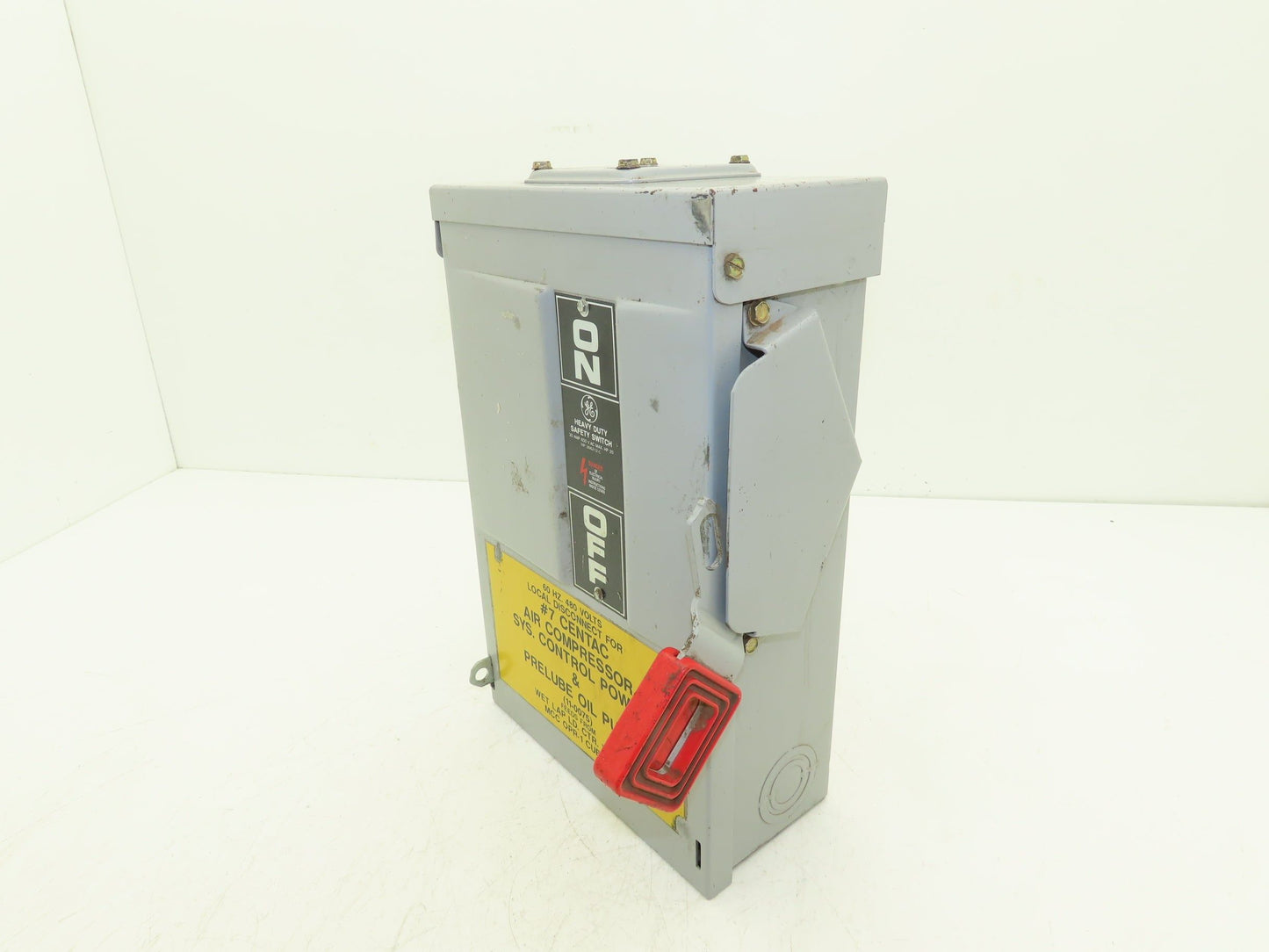 General Electric TH3361R Model 7 GE Safety Disconnect Switch 30A 600VAC Fused