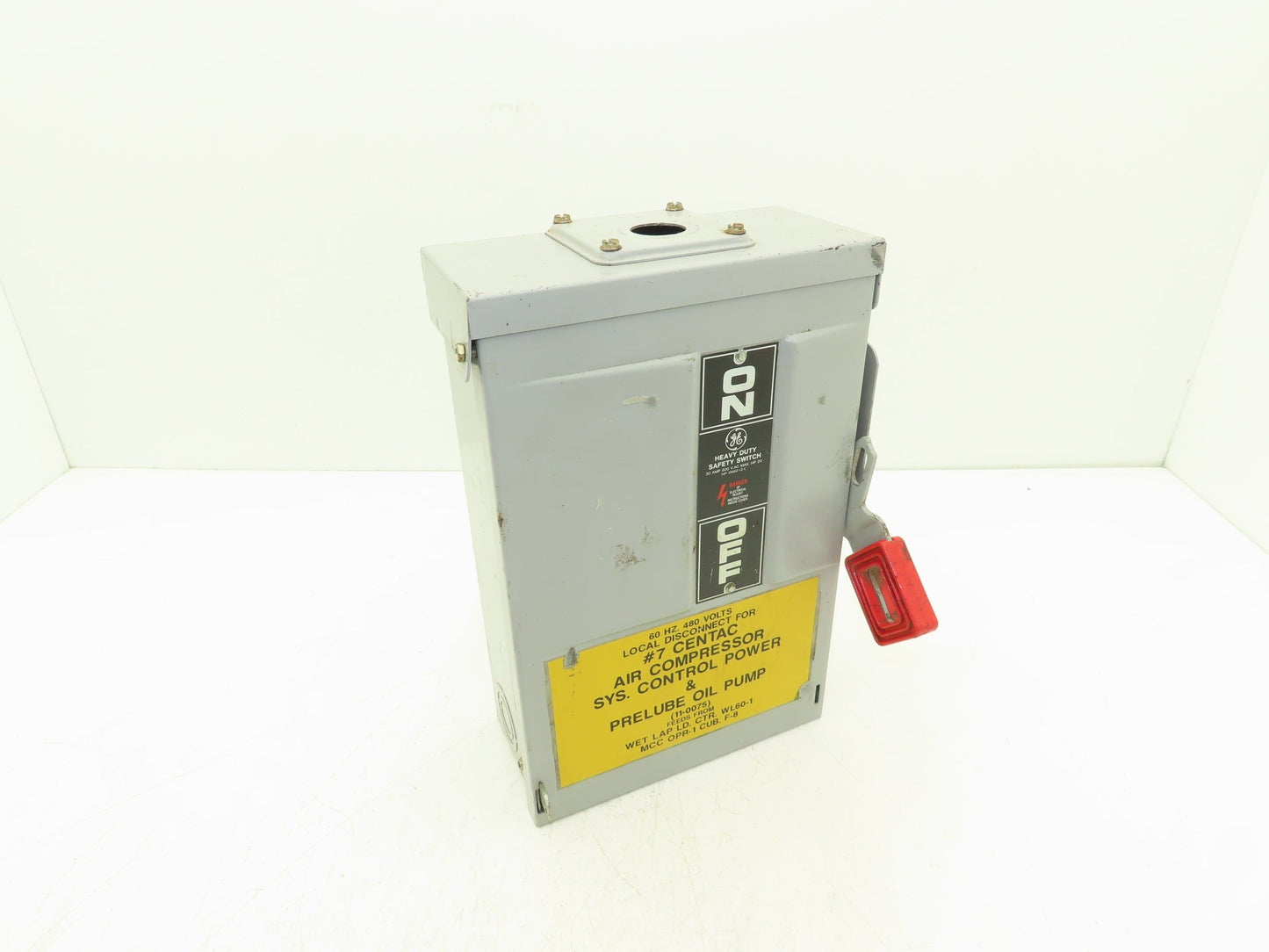 General Electric TH3361R Model 7 GE Safety Disconnect Switch 30A 600VAC Fused
