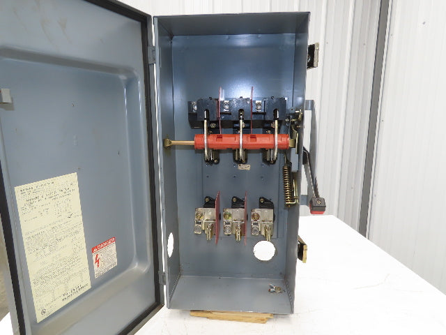 Square D H-324-AWK Fusible Safety Disconnect Switch 200A 240V 3Ph 60Hp