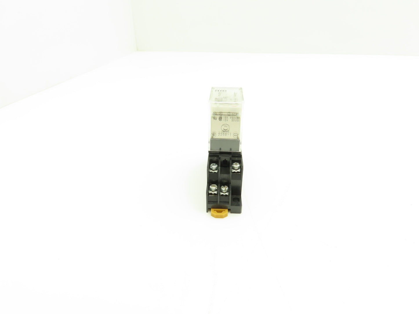 Omron MY2N Relay 24vdc 10A Lot of 43
