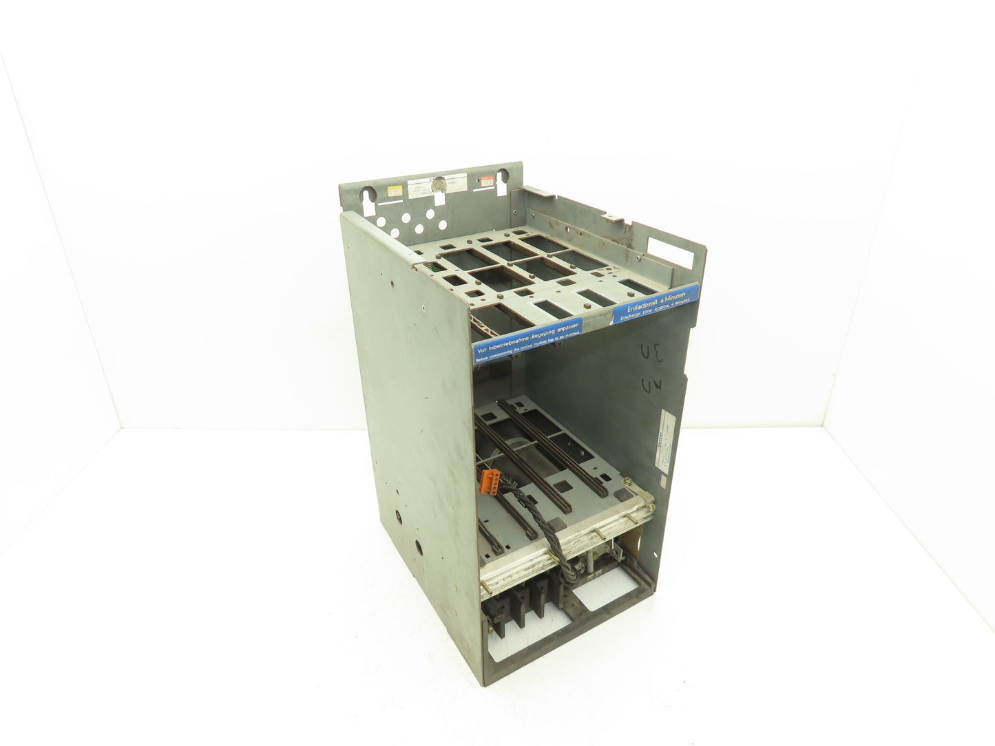 Siemens MLFB 6SC6101-2B-Z Simodrive PLC Slot Rack 5-Card Chassis w/Capacitor