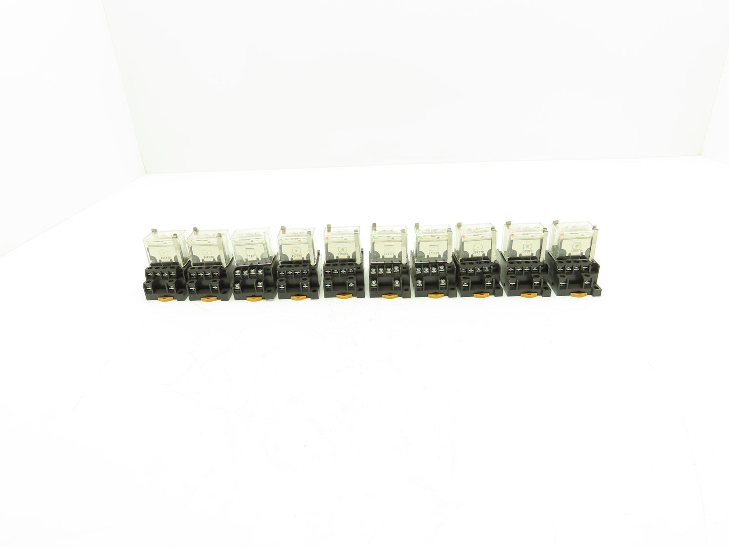 Omron LY4N 24VDC Relay W/Base Lot of 10