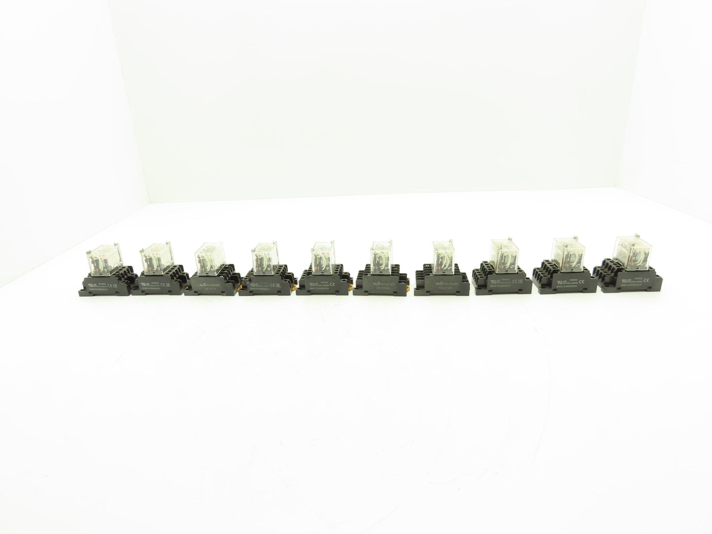 Omron LY4N 24VDC Relay W/Base Lot of 10