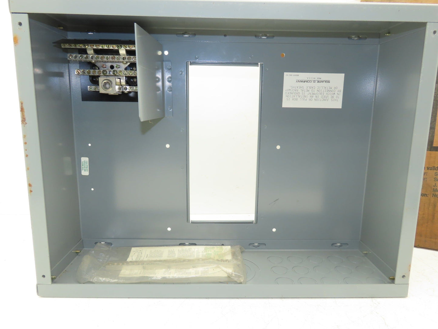 Square D MPX81542 Panelboard Accessory NQ/NF enclosure pull box 42 Circuit