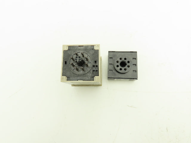 Omron H3CR-A8E Solid-State Timer Relay Socket 100-240V 1.2 Sec-300 Hours