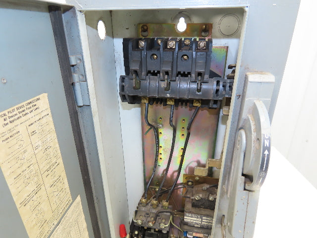 Allen-Bradley 712-BAB43 Combination Starter Fusible 600V 3PH 10HP 120V Coil