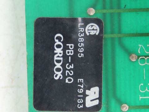 Gordos Arkansas PB-32Q Circuit Board with 8 IDC5Q 4-Channel input Modules