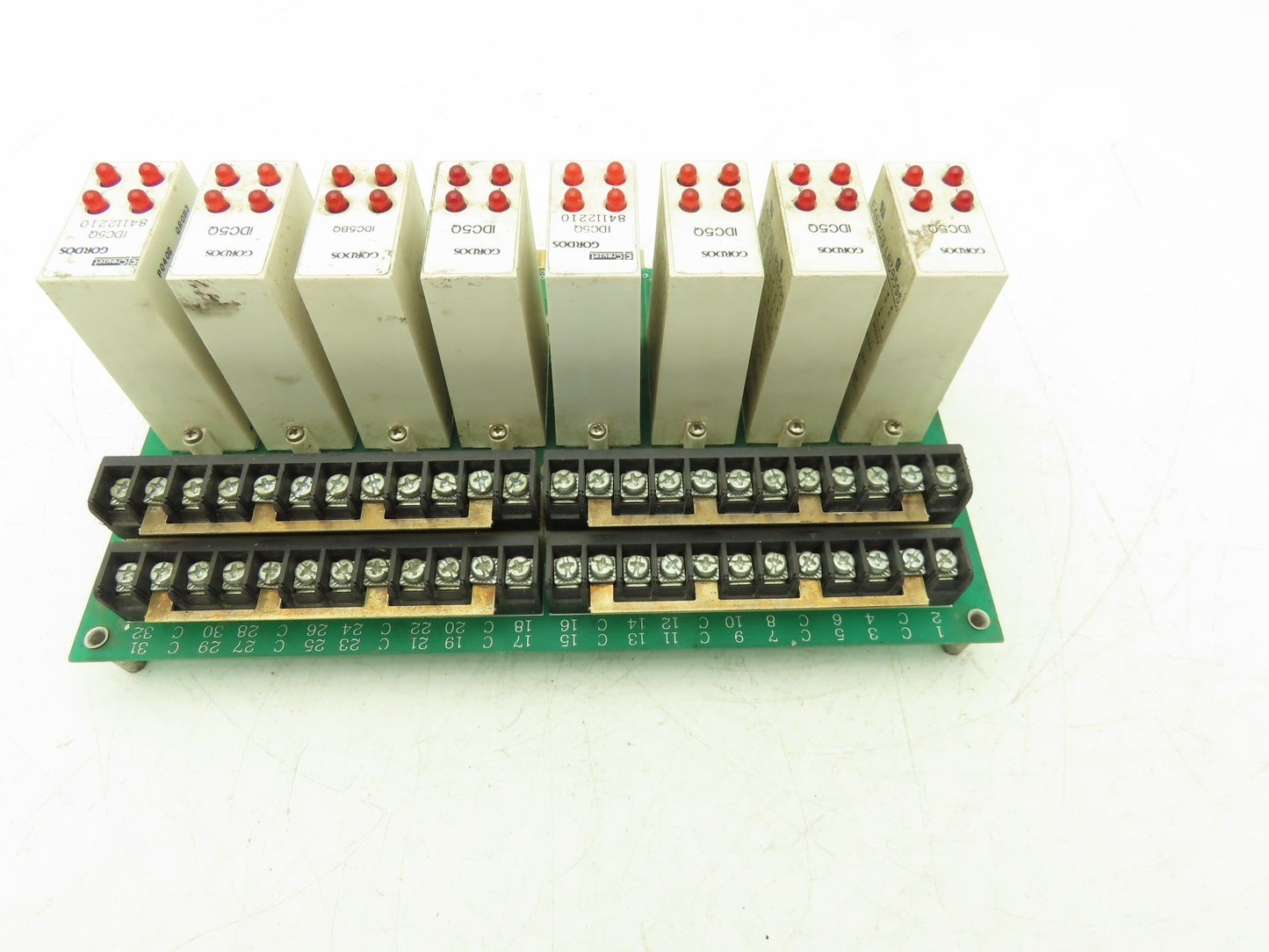 Gordos Arkansas PB-32Q Circuit Board with 8 IDC5Q 4-Channel input Modules