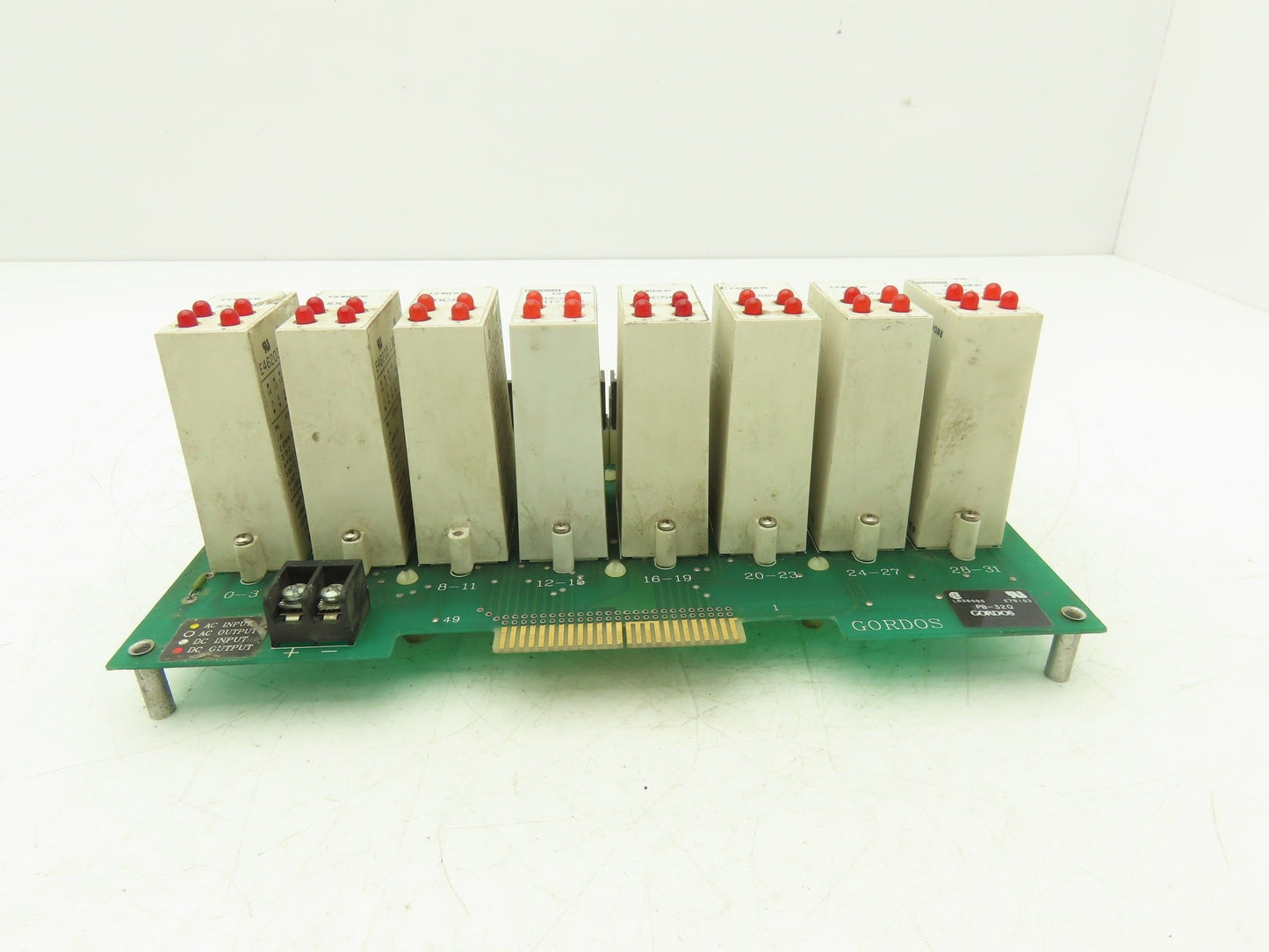 Gordos Arkansas PB-32Q Circuit Board with 8 IDC5Q 4-Channel input Modules