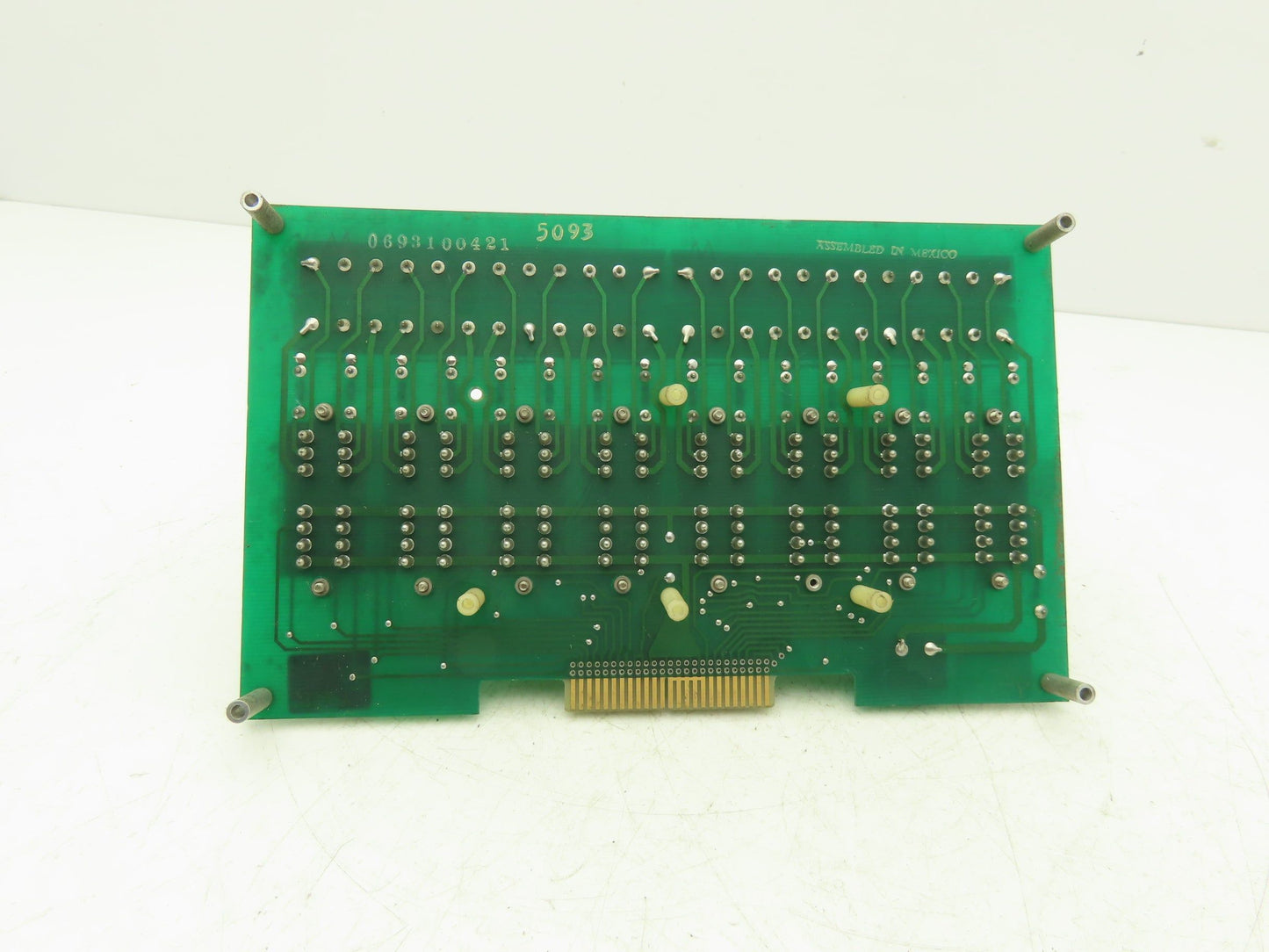 Gordos Arkansas PB-32Q Circuit Board with 8 IDC5Q 4-Channel input Modules