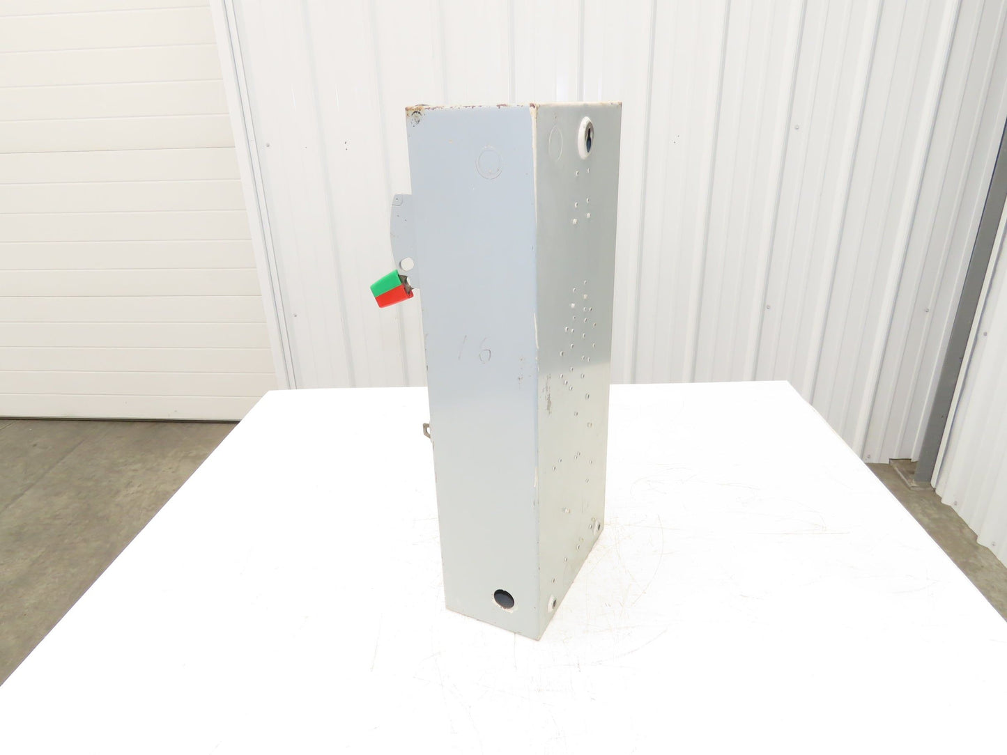 General Electric NP-161815-B Combination Motor Starter Fused 30 Amp 250VAC 10HP