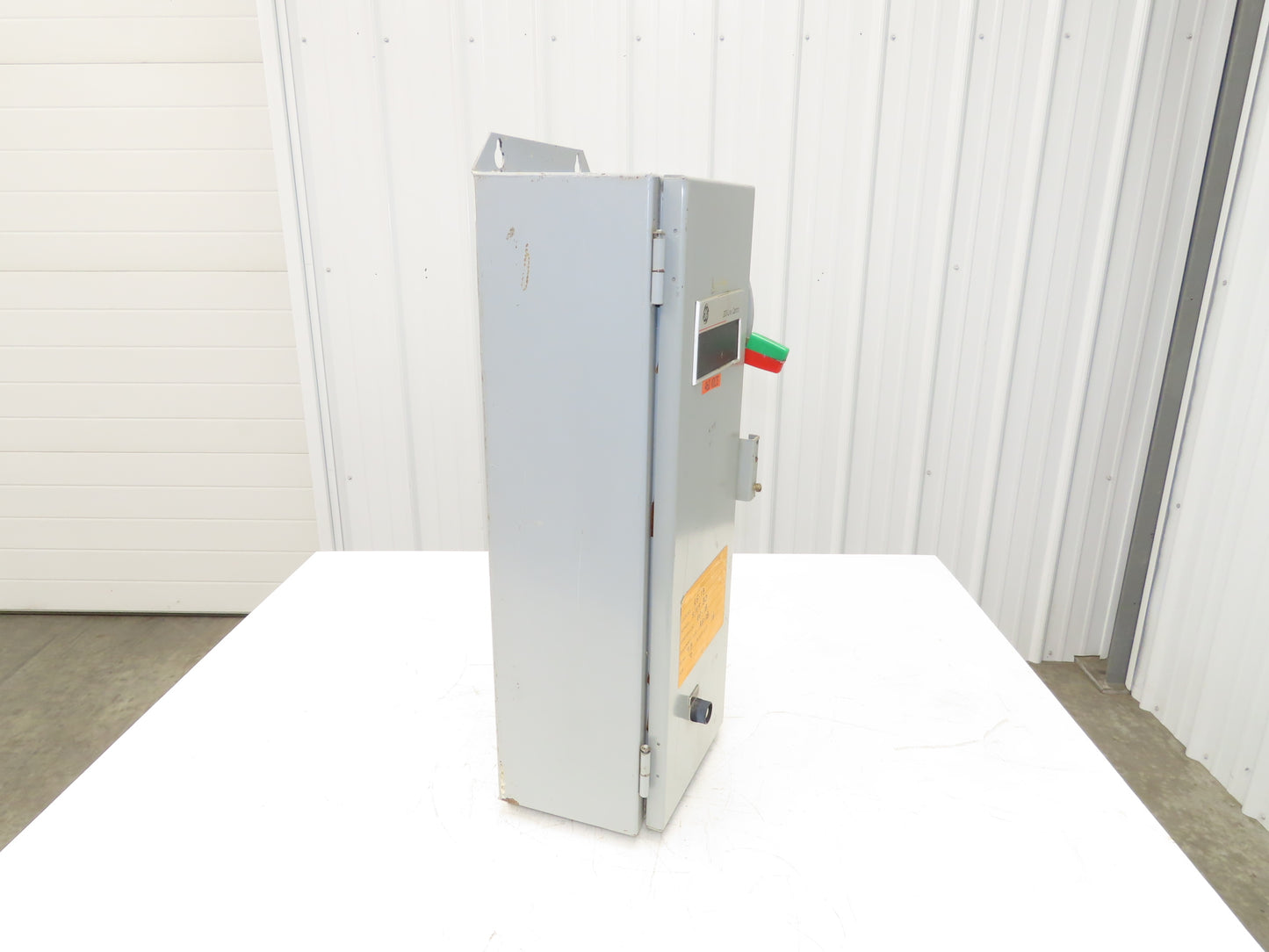 General Electric NP-161815-X Combination Motor Starter Fused 30 Amp 600VAC 10HP