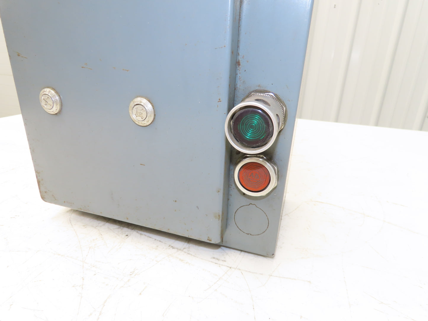 Allen-Bradley 712-AAB24 Combination Starter Fusible 600V 3PH 5HP 120V Coil