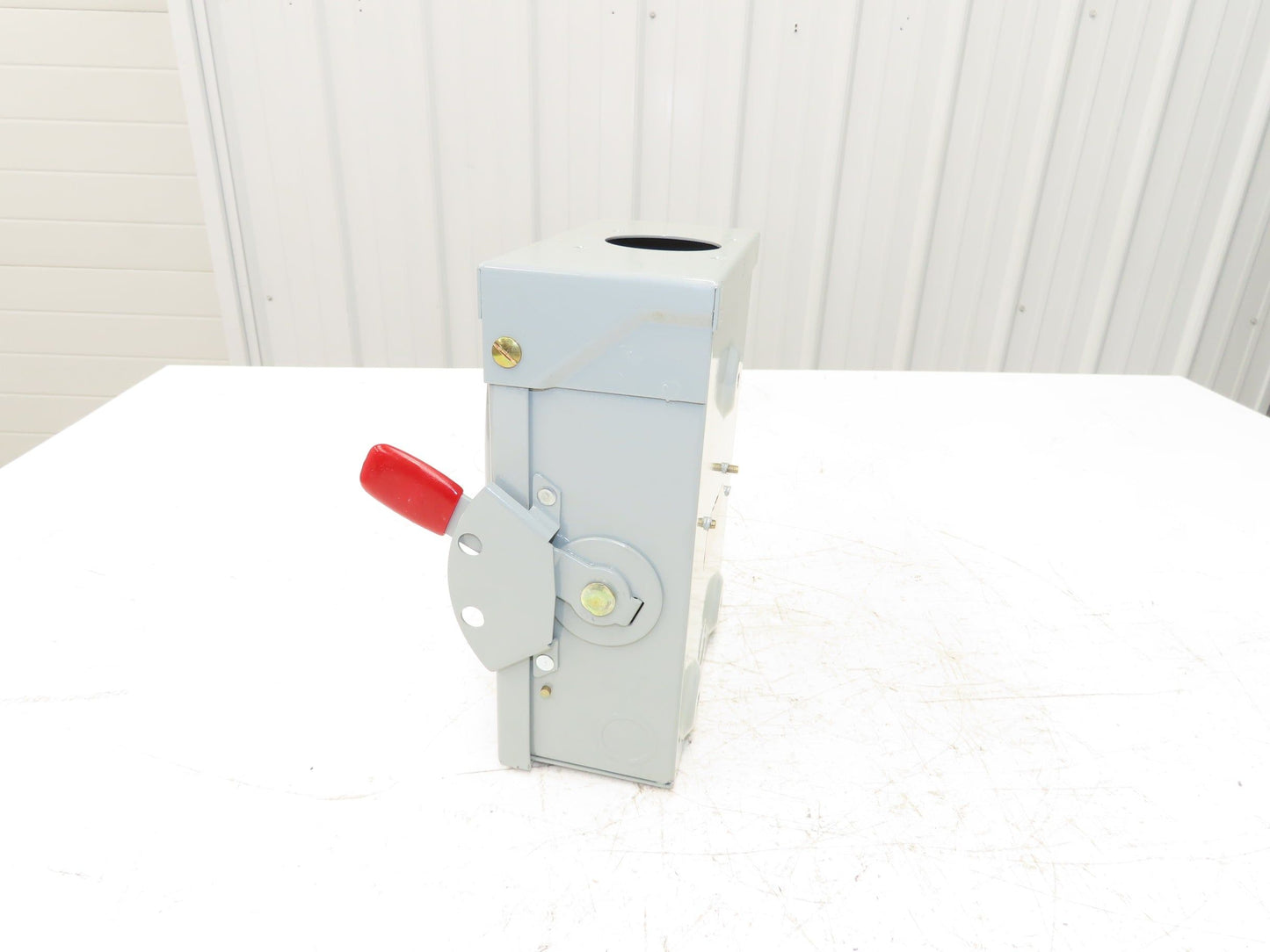 Thomas&Betts RGD221NF-TB General Duty Safety Switch 30A 240VAC 3-10Hp