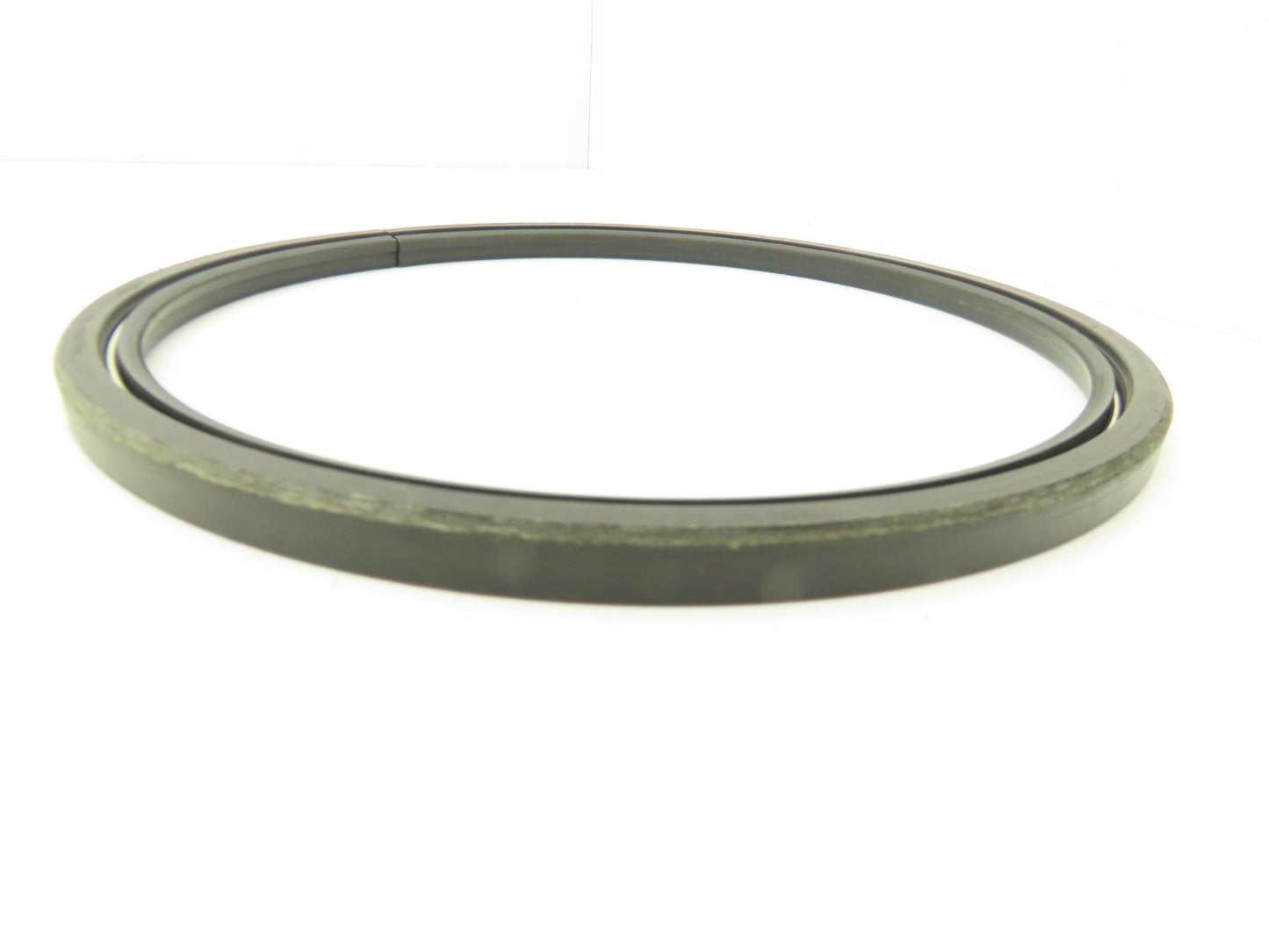Parker 16364-RUP Split Seal 10" Shaft 11.25" Bore 0.5" D