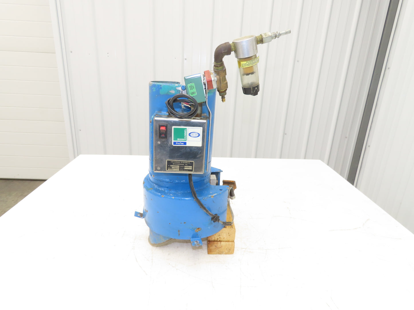 Universal Dynamics QDRAW Pneumatic Vacuum Hopper Loader 6" Flap Tube 120V