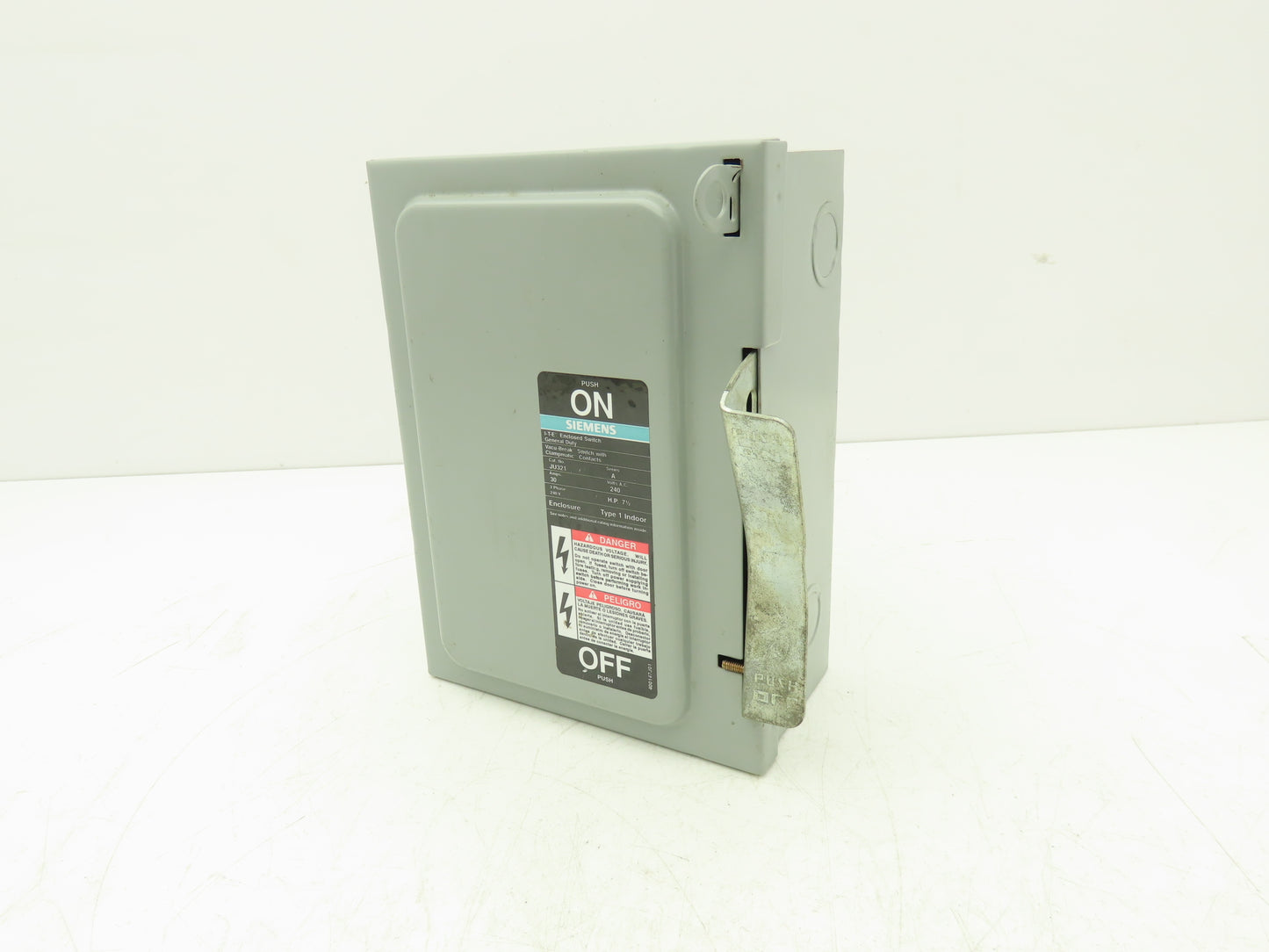 Siemens I-T-E JU321 Safety Switch Disconnect 30A 240VAC 7.5HP Non Fused