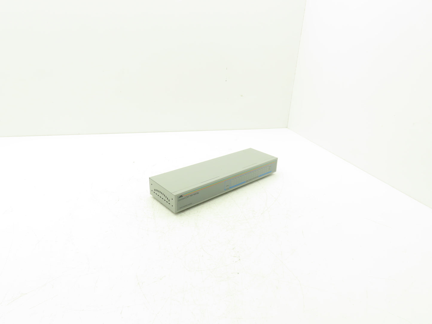 Allied Telesis FS716TXL Fast Ethernet Switch CentreCOM 16 Port 100-240VAC 0.4A