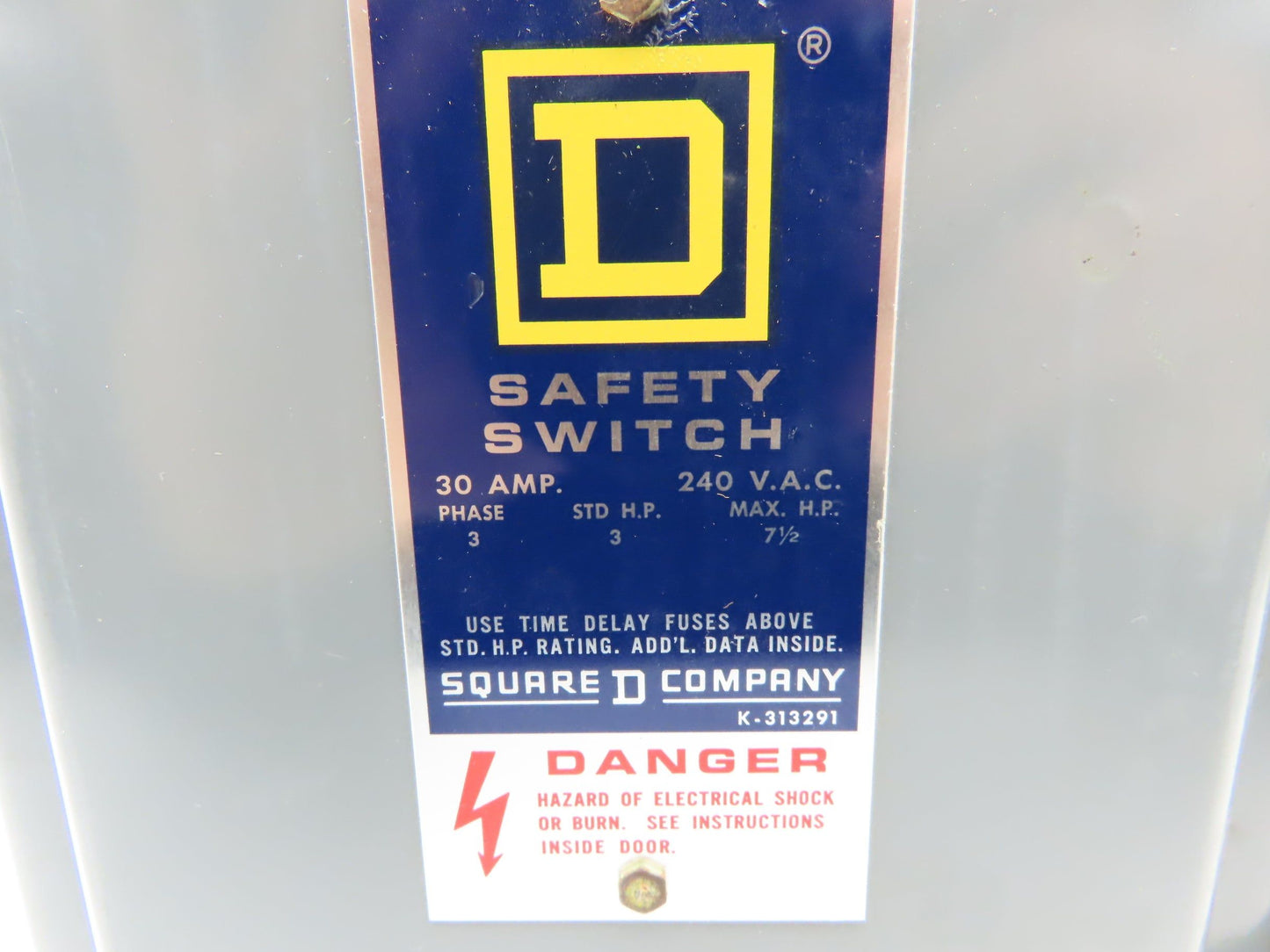 Square D H 321 Fused Safety Disconnect Switch 30A 240VAC 7.5HP 3Ph New