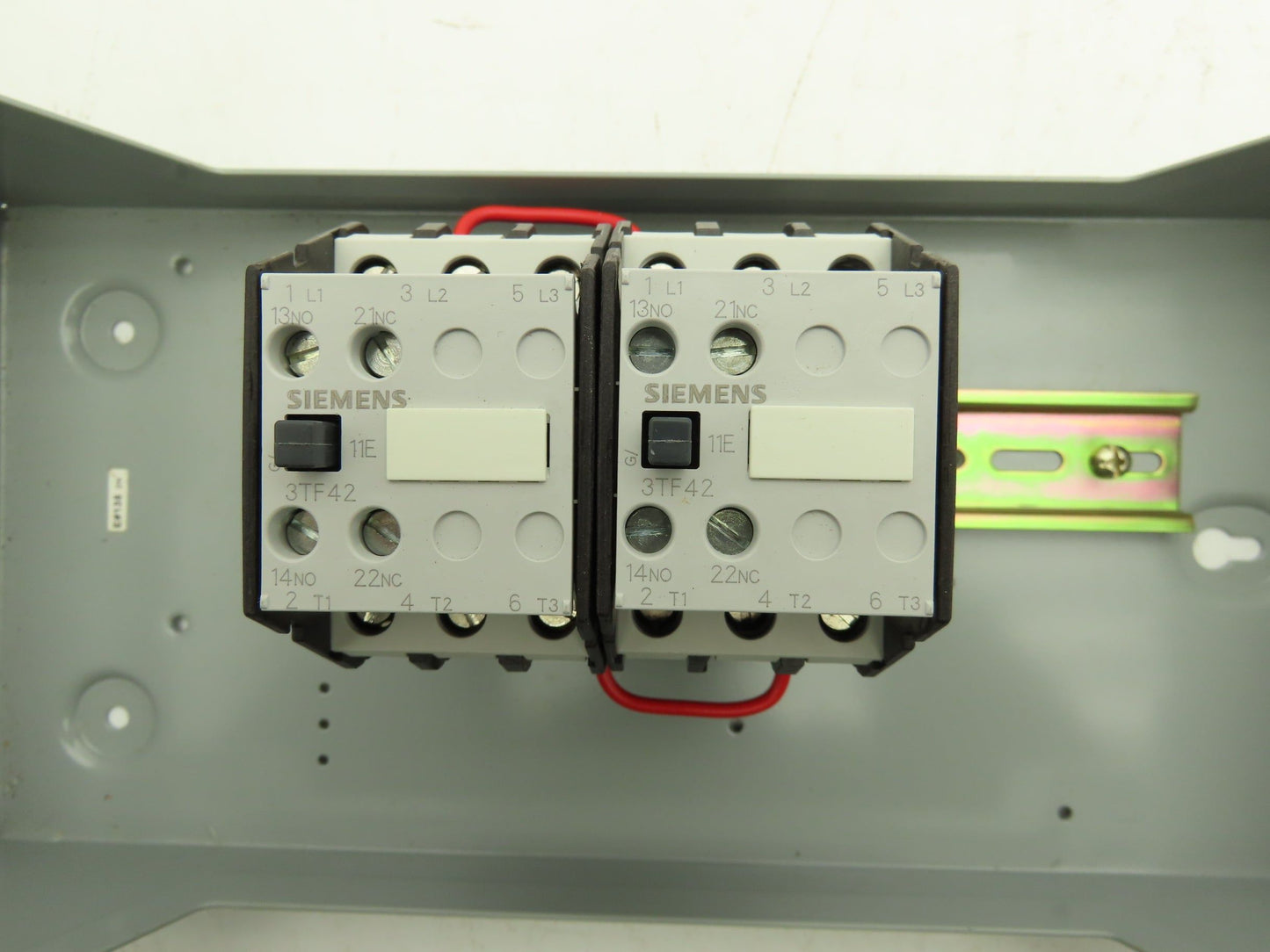 Siemens CLHBG06277 Lighting & Heating Contactor Electrical Enclosure 30A