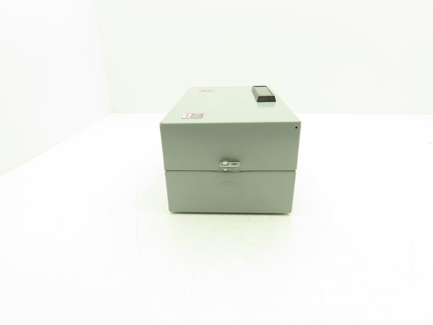 Cuttler Hammer 6710C54G31 ECL04C1A4A Lighting Contactor Electrical Enclosure