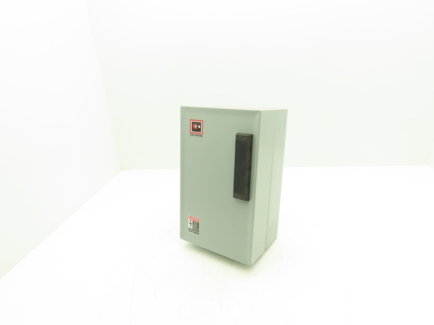 Cuttler Hammer 6710C54G31 ECL04C1A4A Lighting Contactor Electrical Enclosure