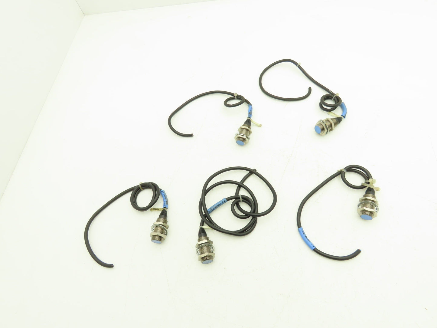 Keyence EV-118M Proximity Sensor Lot of 5