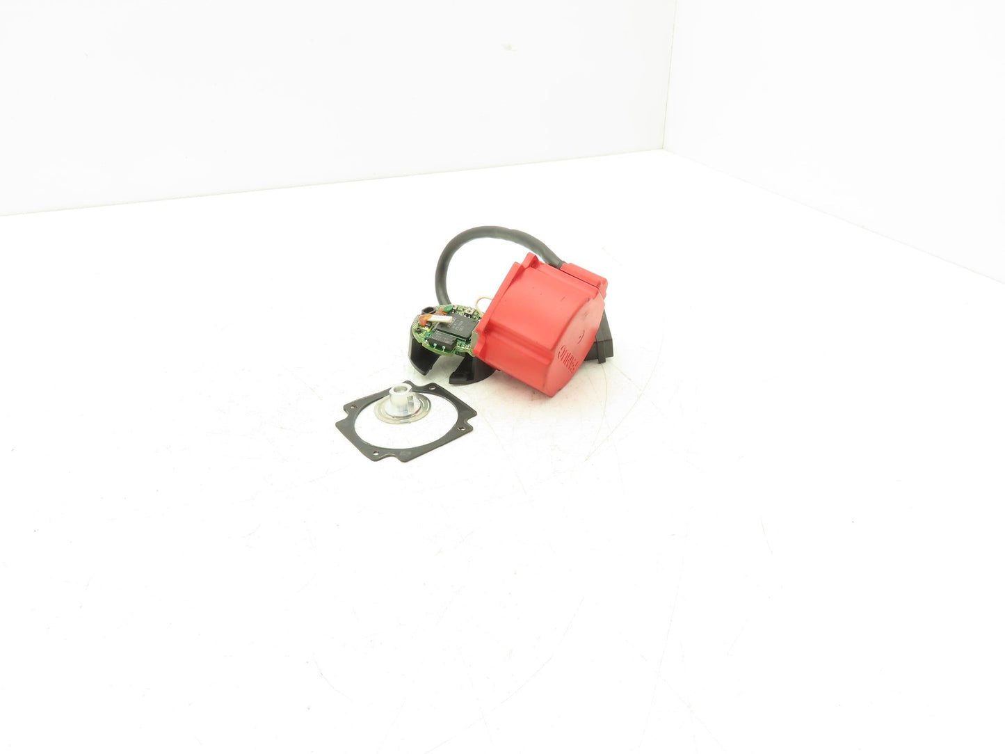 Fanuc A20B-8001-0560 Encoder for Motor A06B-0113-B175