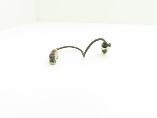 Keyence PR-M51CN Mini Photoelectric Sensor M8