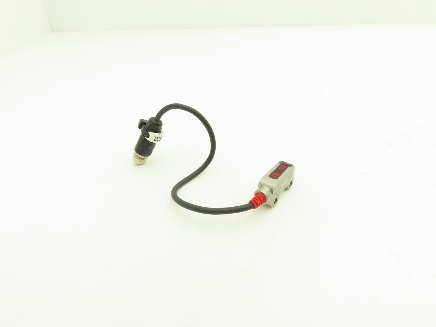 Keyence PR-M51CN Mini Photoelectric Sensor M8