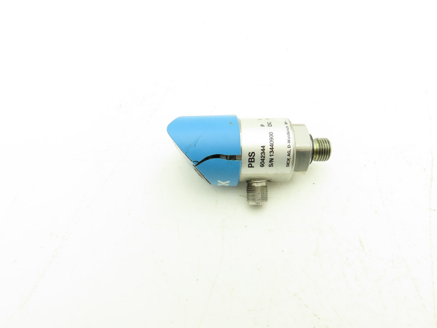 Sick PBS-RM040SG1SSNFMA0Z Electronic pressure gauge switch/sensor *Cracked*