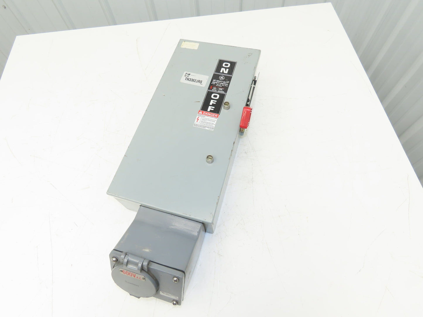 General Electric TH3362J Safety Disconnect Switch 60A 600VAC 3Ph Fused D16419