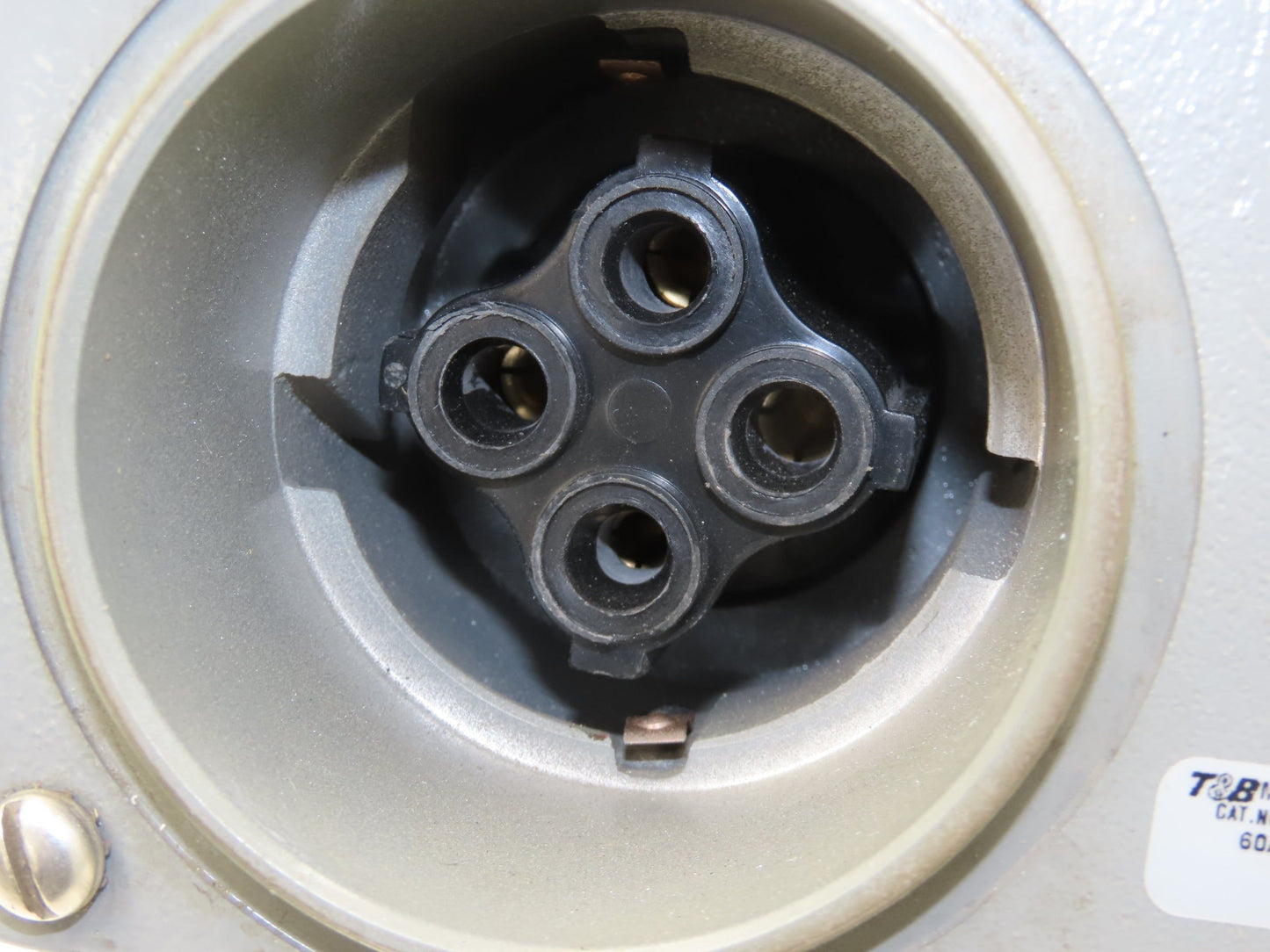 General Electric TH3362J Safety Disconnect Switch 60A 600VAC 3Ph Fused D16419