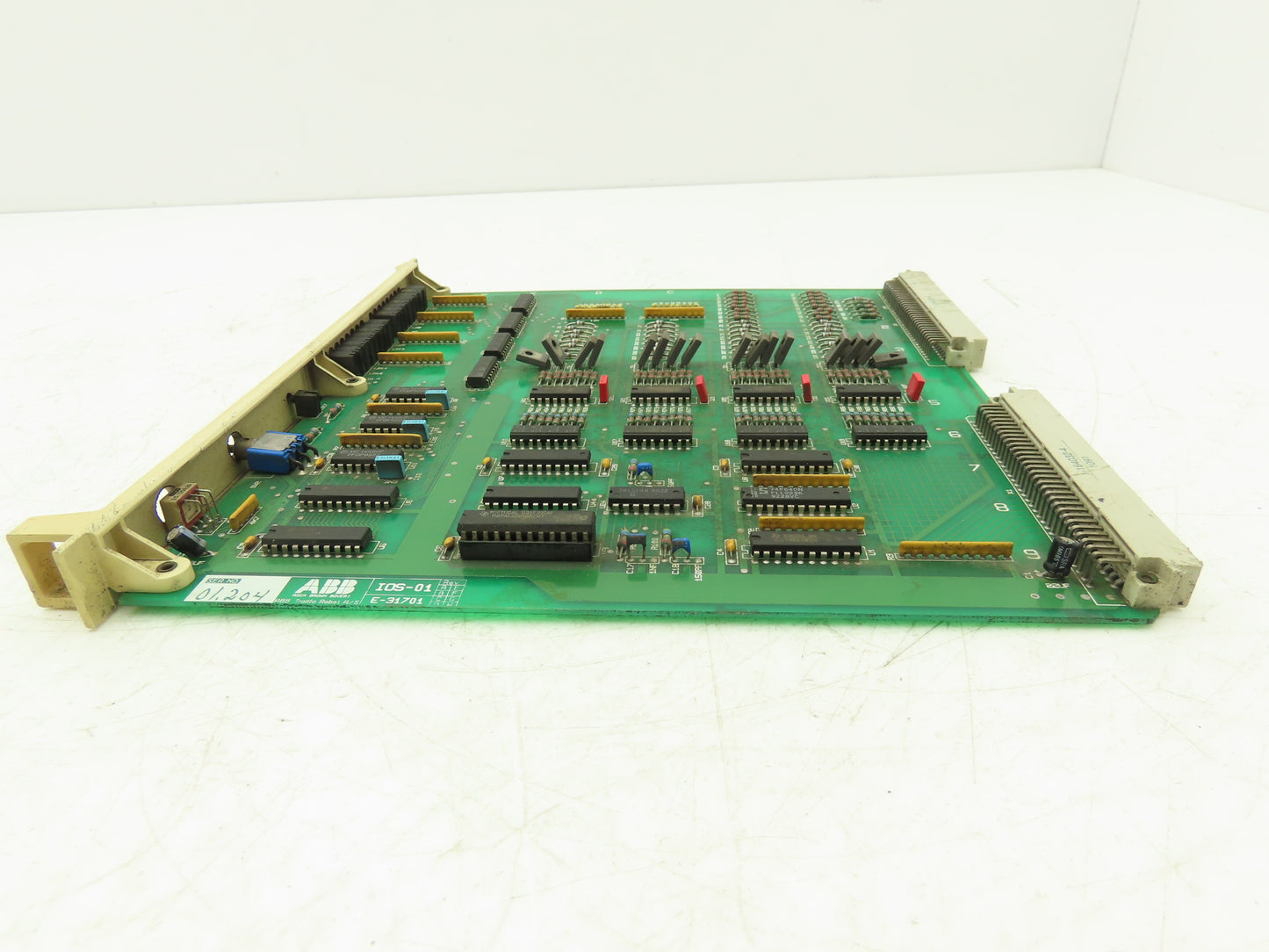 ABB Robotics E-31701 IOS-01 Input Output Board