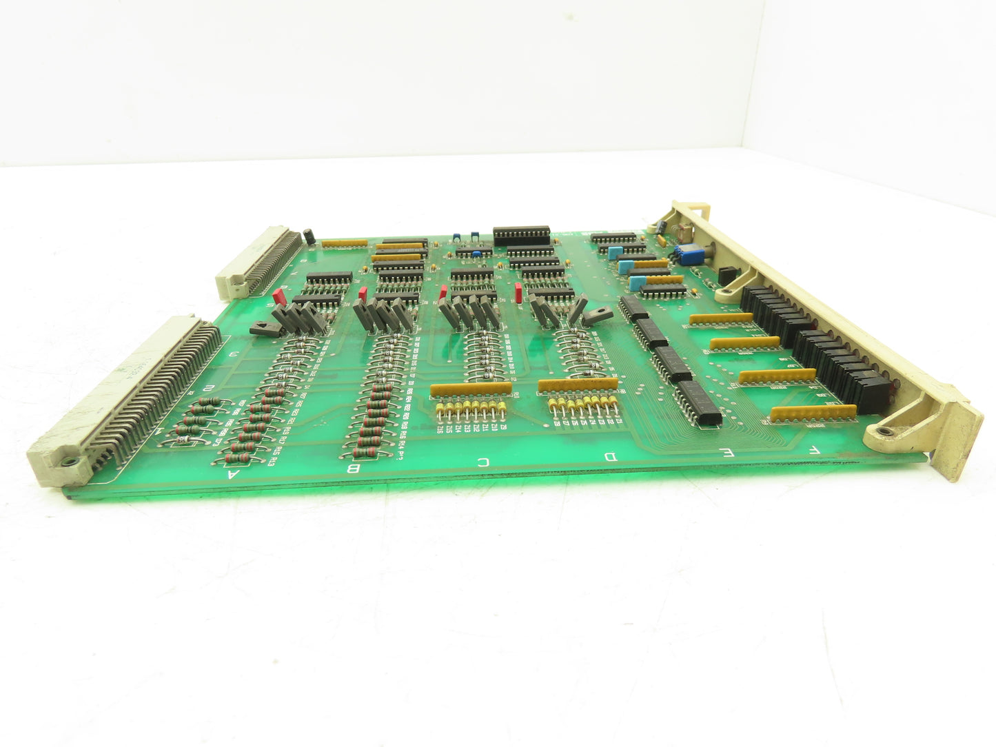 ABB Robotics E-31701 IOS-01 Input Output Board